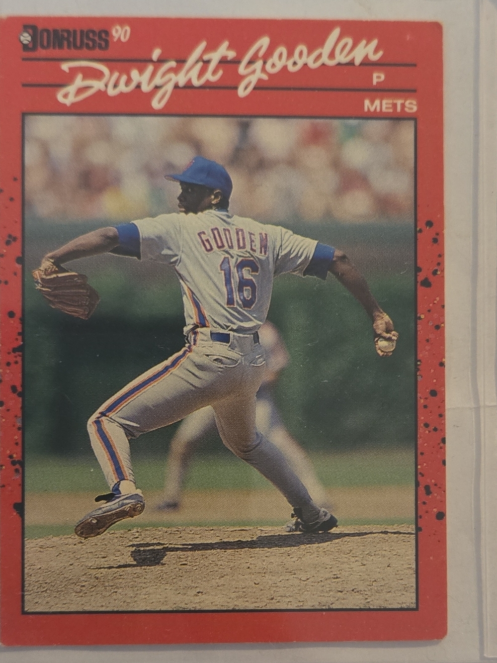 Donruss 1990 Dwight Gooden Baseball Card - Red Border